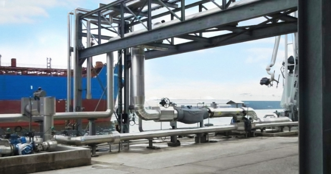 E+H在卡車和火車的裝卸 用于計量交接的標準化“即插即用”撬裝計量系統(tǒng)